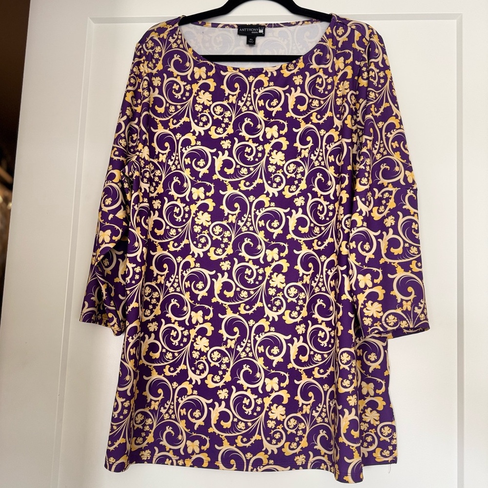Antthony Purple and Cream Swirl Tunic